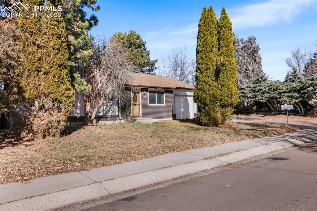 4202 Goldenrod Drive, Colorado Springs, CO 80918 - Image #1