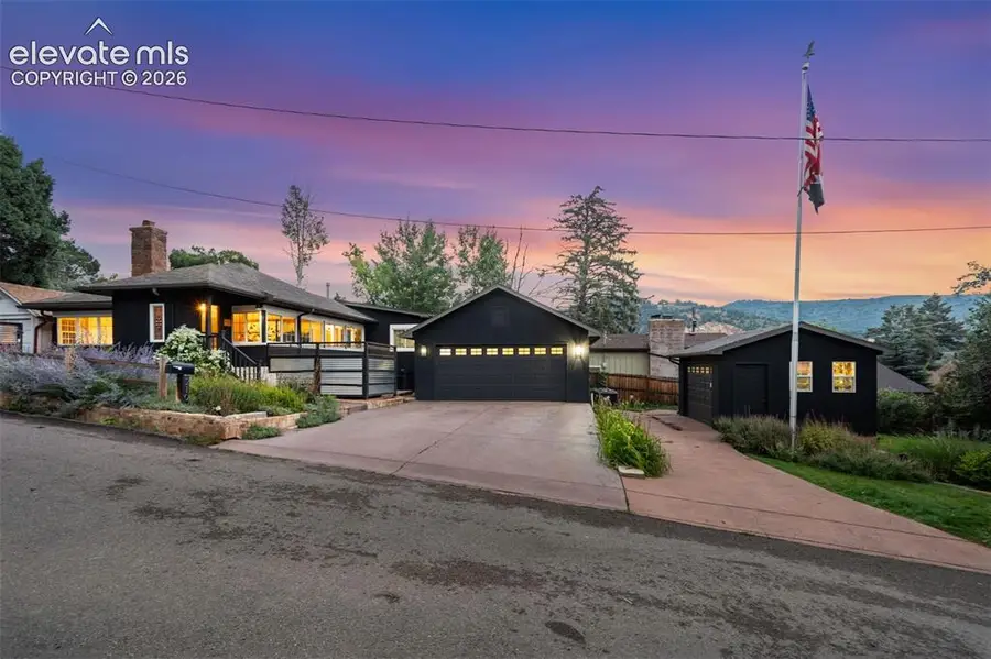 210 Mesa Avenue, Manitou Springs, CO 80829 - #2