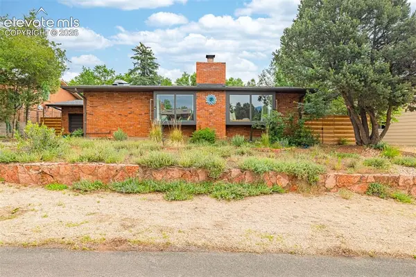 221 N 36th Street, Colorado Springs, CO 80904