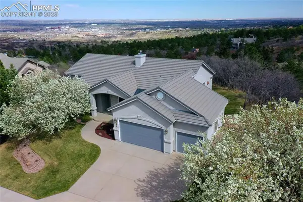 565 Vista Grande Drive, Colorado Springs, CO 80906