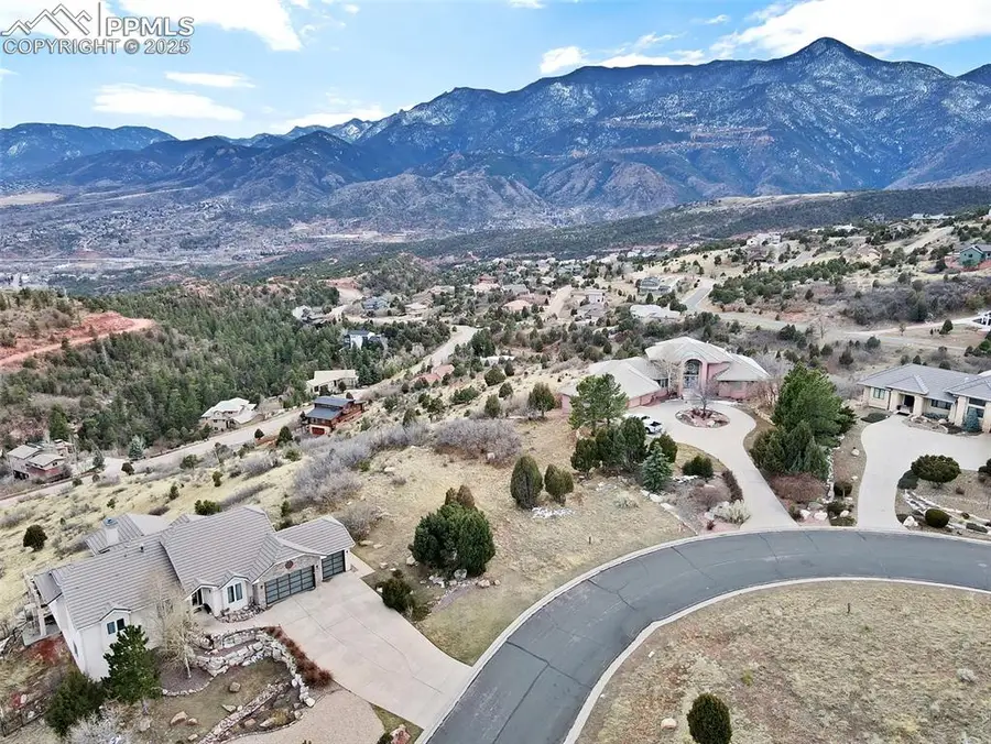 3610 Twisted Oak Circle, Colorado Springs, CO 80904 - Image #2