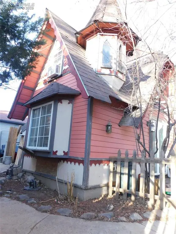 3944 N Nevada Avenue, Colorado Springs, CO 80907