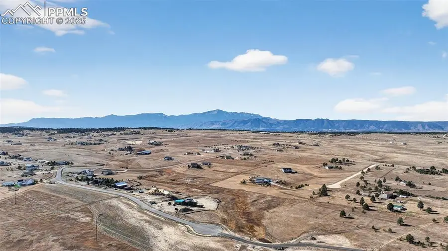 15690 Fox Creek Lane, Colorado Springs, CO 80908 - Image #2