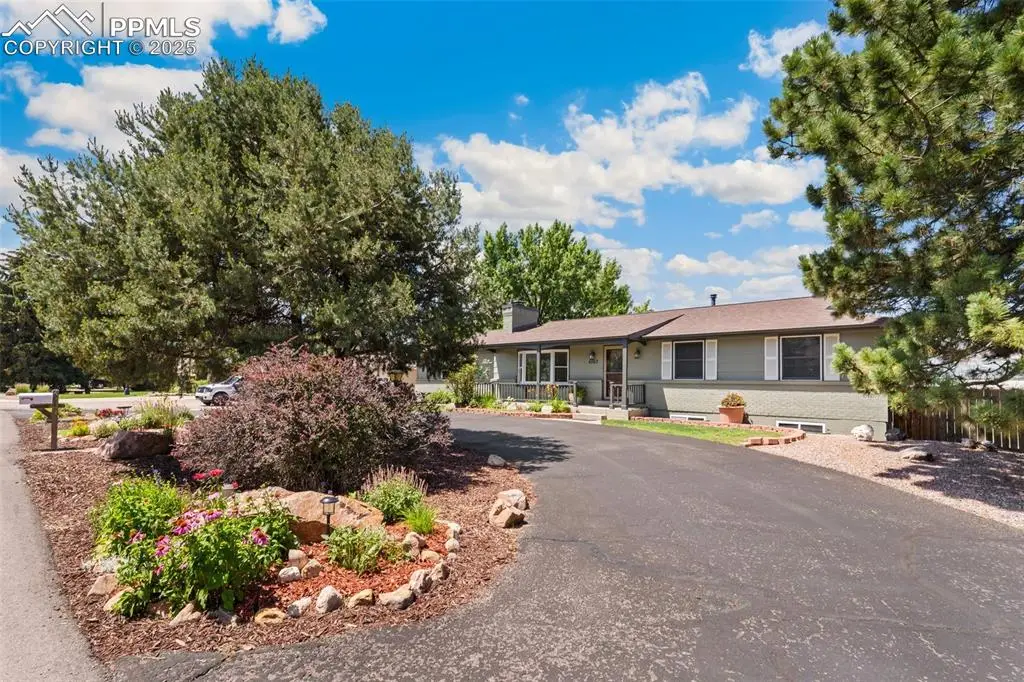 6762 Prince Drive, Colorado Springs, CO 80918 - Image #1
