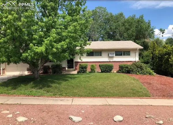 1206 Yosemite Drive, Colorado Springs, CO 80910