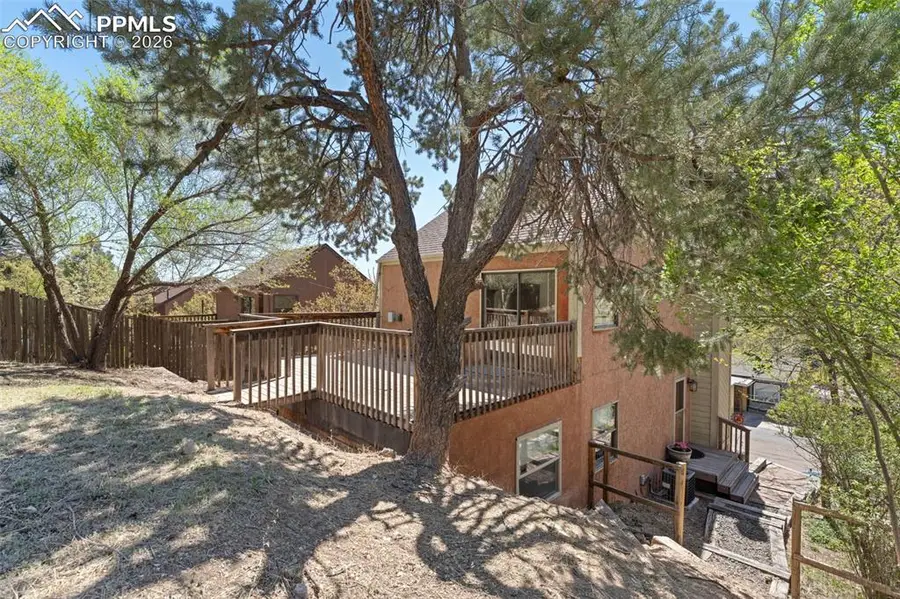 376 Pilot Knob Avenue, Manitou Springs, CO 80829 - #2