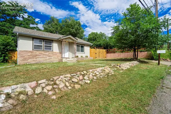 1016 Bennett Avenue, Colorado Springs, CO 80909