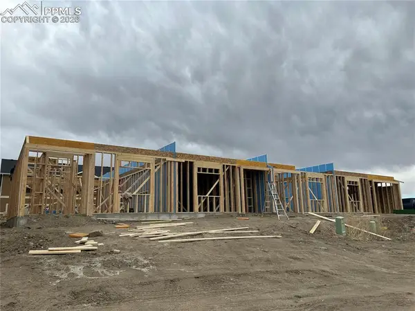 1718 Sandtoft Heights, Colorado Springs, CO 80951