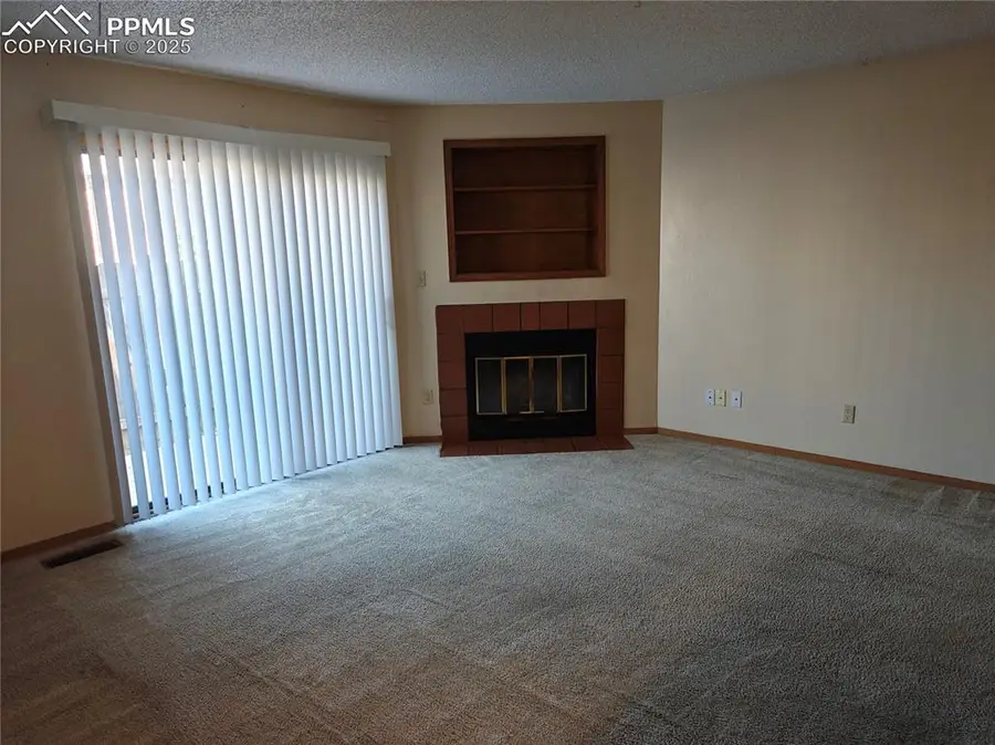 2462 Lexington Village Lane, Colorado Springs, CO 80916 - Image #3