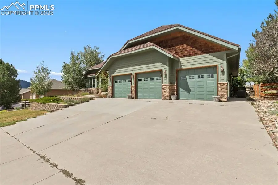 280 Saber Creek Drive, Monument, CO 80132 - Image #2