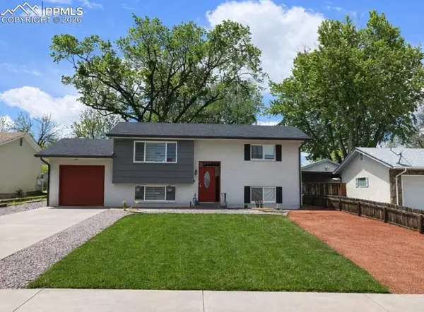 2111 Vinewood Lane, Pueblo, CO 81005