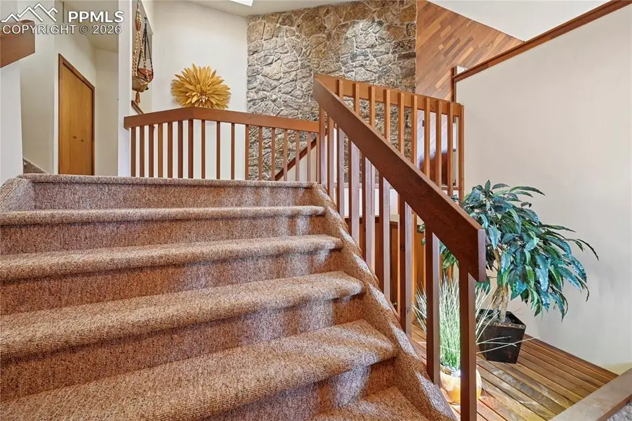 6985 Blackhawk Place, Colorado Springs, CO 80919 - Image #2