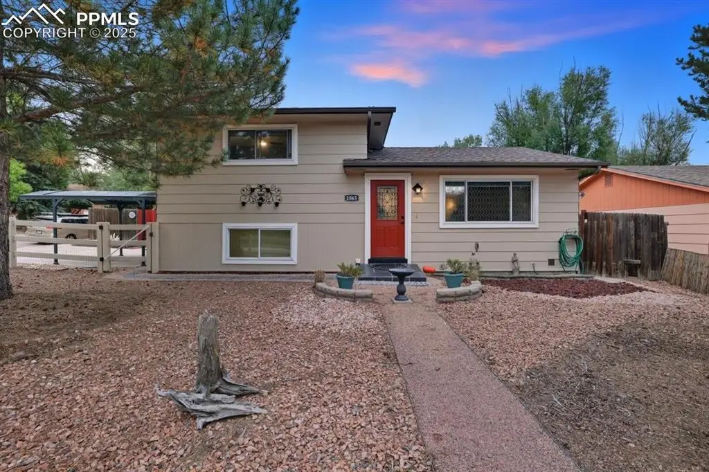 1065 N 19th Street, Colorado Springs, CO 80904 - Image #1
