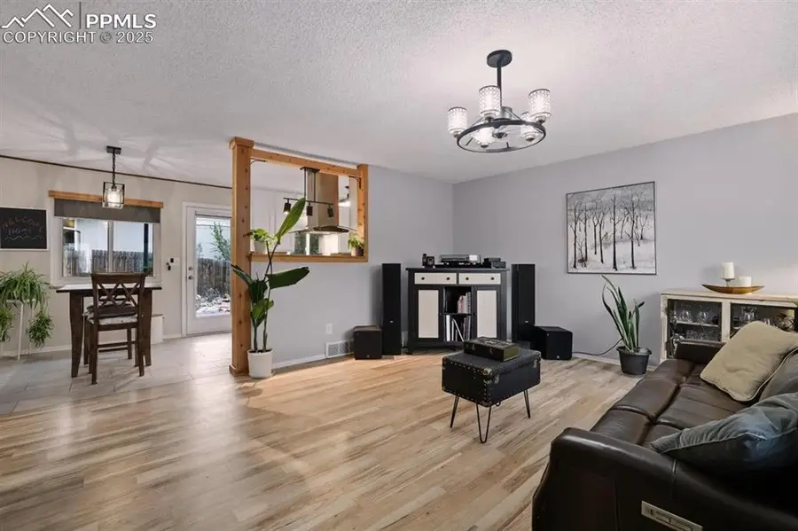 1065 N 19th Street, Colorado Springs, CO 80904 - Image #3