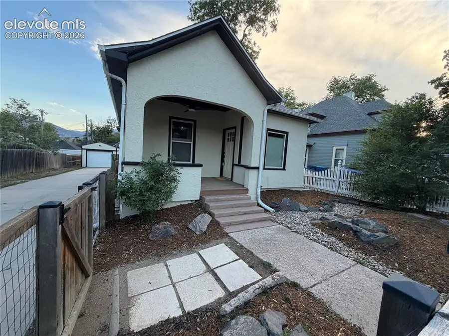 911 W Pikes Peak Avenue, Colorado Springs, CO 80905 - #2