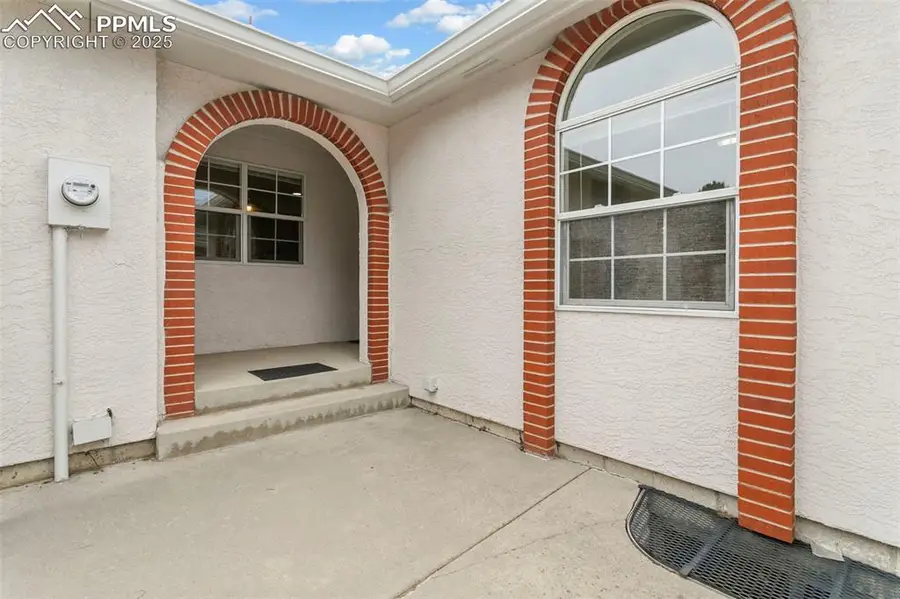 3326 Soaring Bird Circle, Colorado Springs, CO 80920 - Image #3