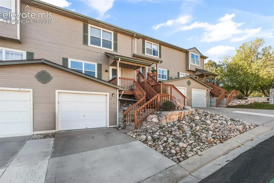 3211 Hearthridge Circle, Colorado Springs, CO 80918 - #2