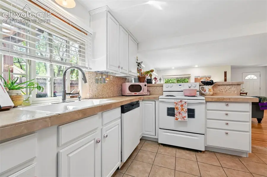 215 Wolfe Avenue, Colorado Springs, CO 80905 - #3