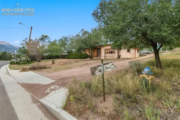 1522 Manitou Boulevard, Colorado Springs, CO 80904