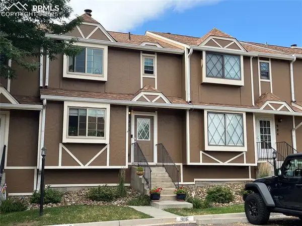 906 London Green Way, Colorado Springs, CO 80906