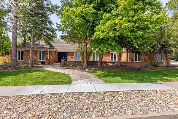 75 E Cheyenne Mountain Boulevard, Colorado Springs, CO 80906