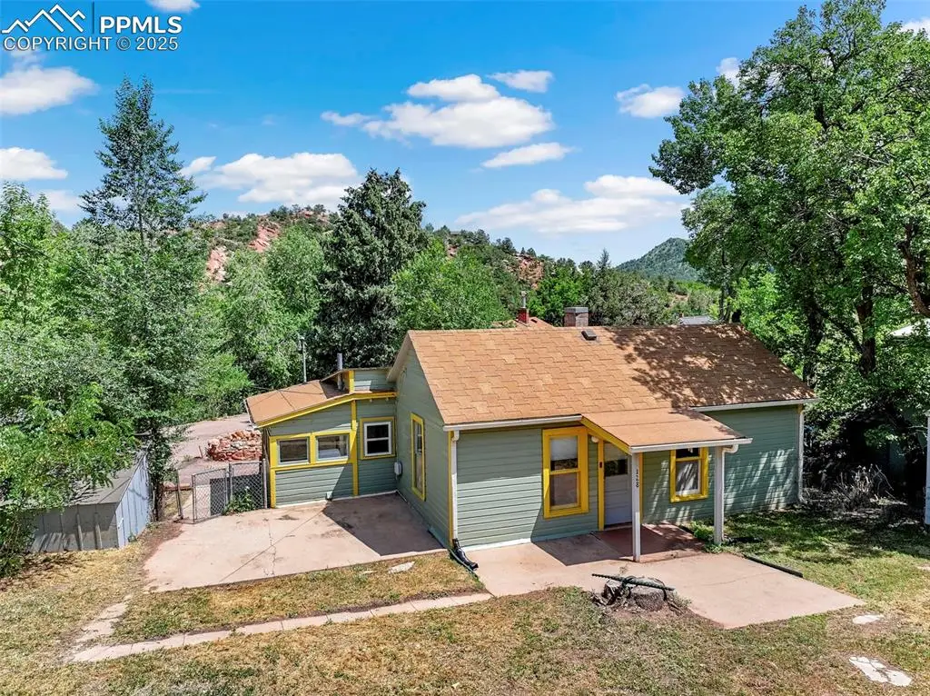 128 Cave Avenue, Manitou Springs, CO 80829 - Image #1