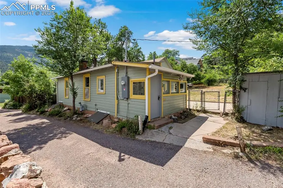 128 Cave Avenue, Manitou Springs, CO 80829 - Image #3