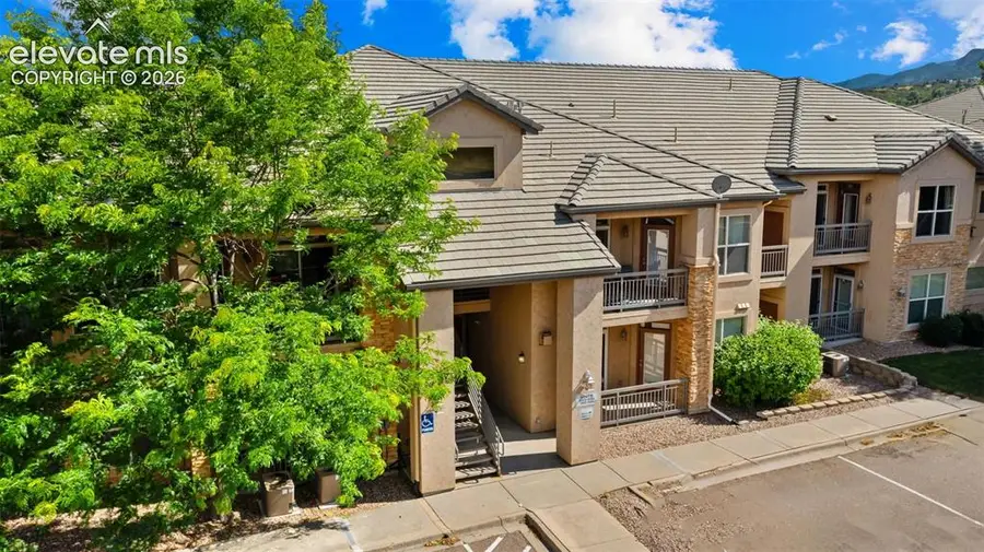 605 Cougar Bluff Point #206, Colorado Springs, CO 80906 - #3