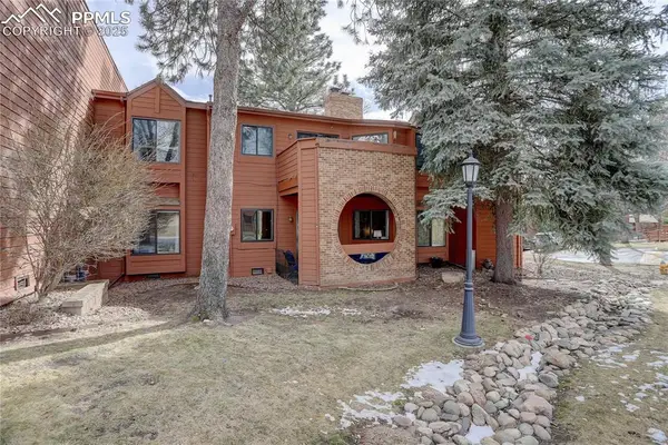 4751 Daybreak Circle, Colorado Springs, CO 80917