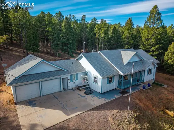 16 Spruce Circle, Woodland Park, CO 80863
