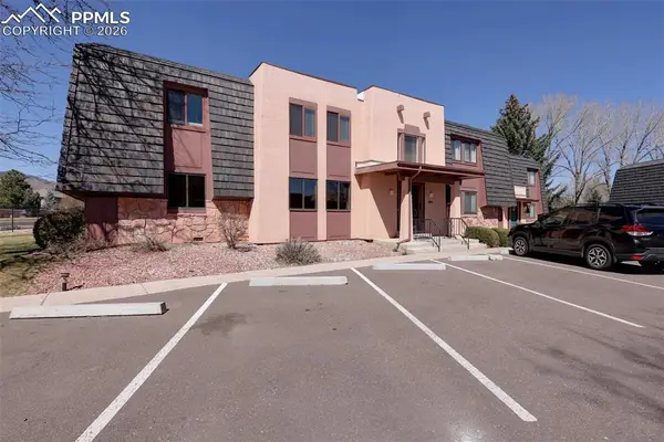 2973 Mesa Road #A, Colorado Springs, CO 80904