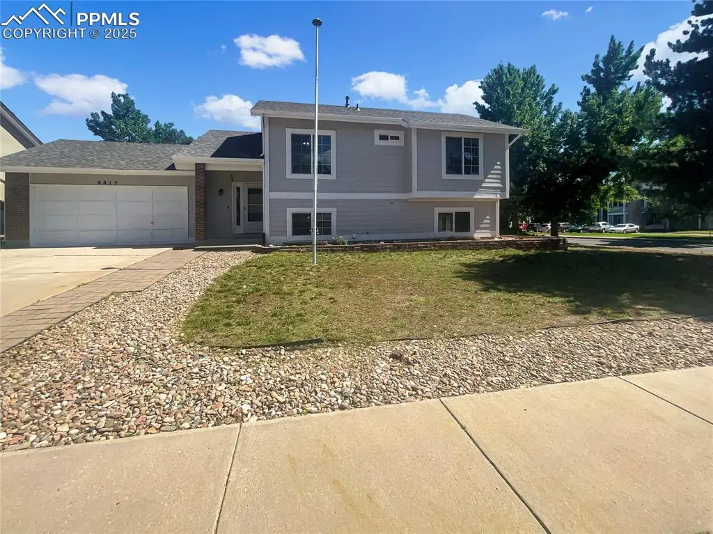 6815 Woodgate Court, Colorado Springs, CO 80918 - Image #1