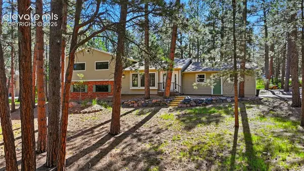 990 Bend In The Trail Road, Monument, CO 80132