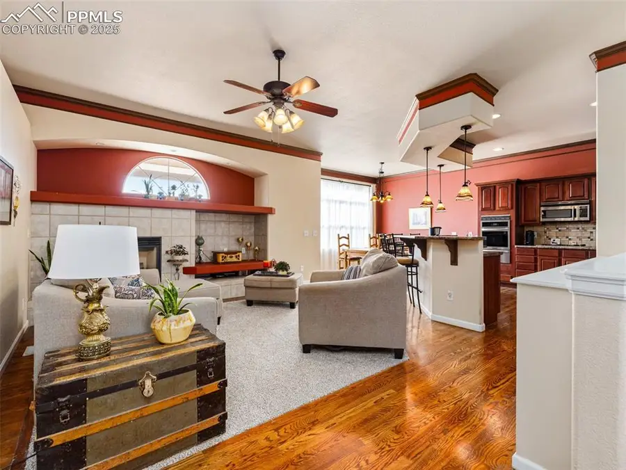 982 W Caliente Drive, Pueblo, CO 81007 - Image #2