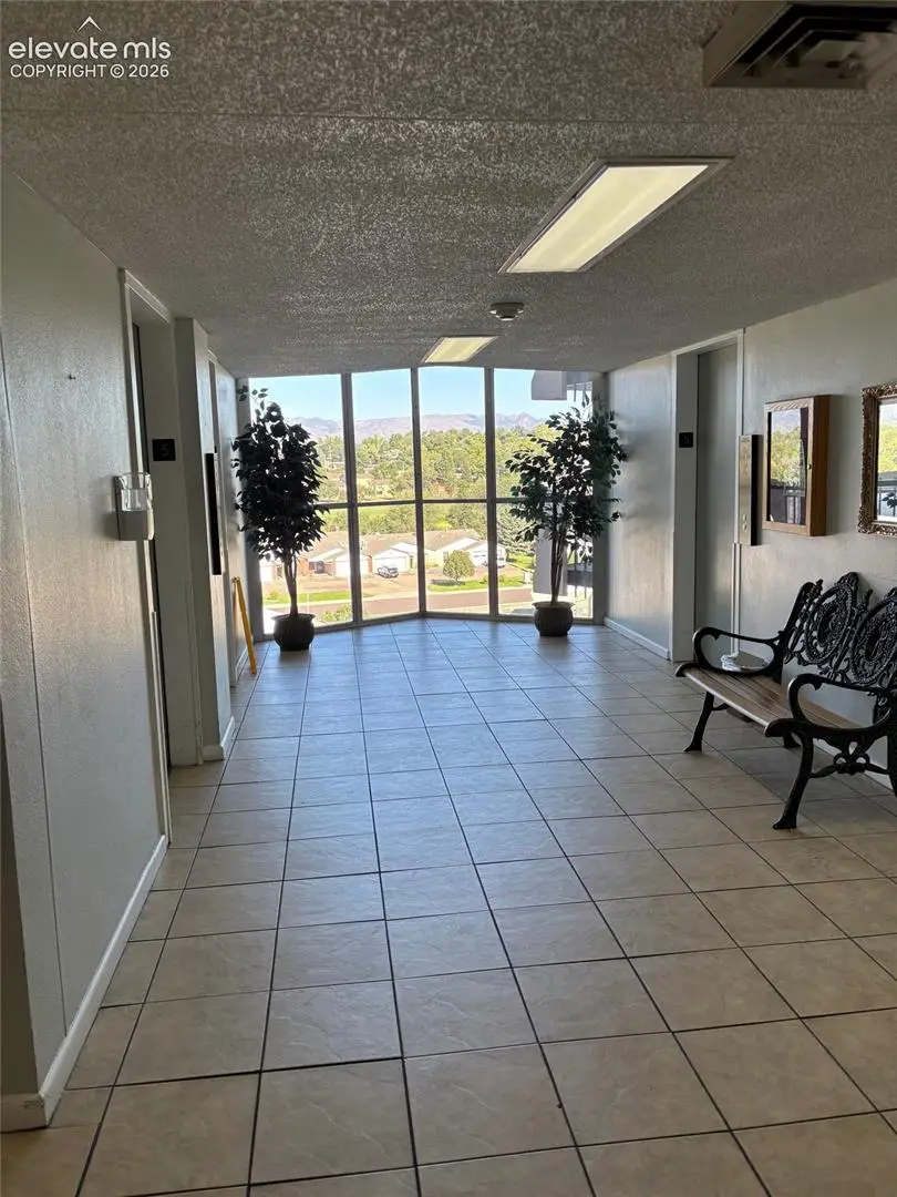 411 Lakewood Circle #B530, Colorado Springs, CO 80910 - #2
