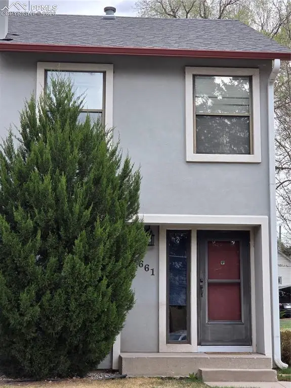 661 Shooks Lane, Colorado Springs, CO 80903