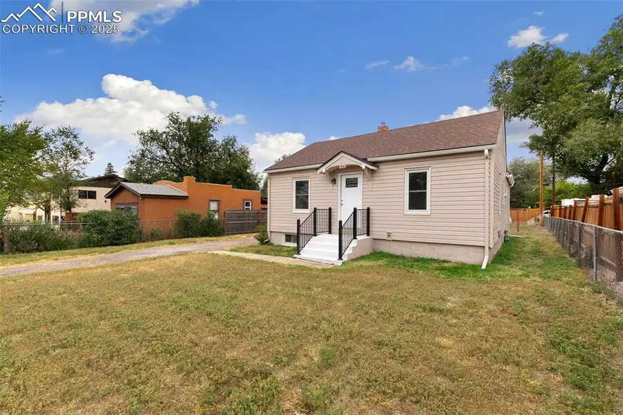 906 S Institute Street, Colorado Springs, CO 80903 - Image #2
