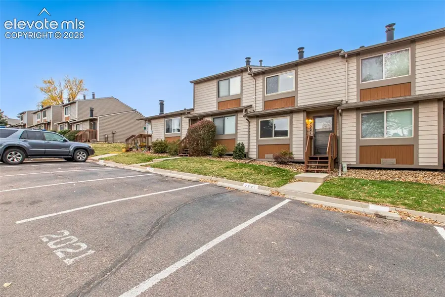 2021 Erin Loop, Colorado Springs, CO 80918 - #2