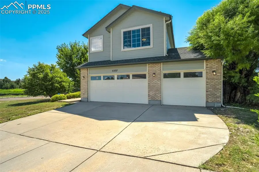 5337 Hawk Springs Drive, Colorado Springs, CO 80923 - Image #3