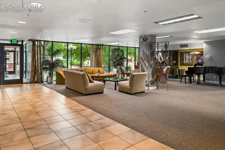417 E Kiowa Street #1103, Colorado Springs, CO 80903 - Image #3