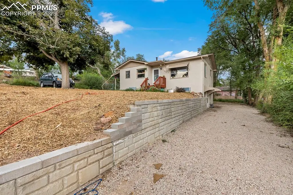 546 W St Vrain Street, Colorado Springs, CO 80905 - Image #1