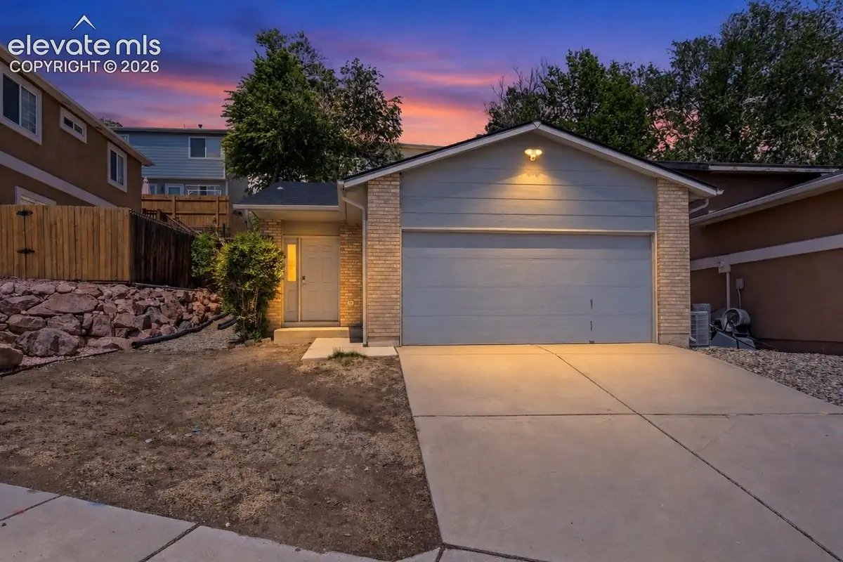 2660 Christopher Terrace, Colorado Springs, CO 80907 - #1
