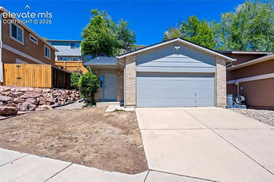 2660 Christopher Terrace, Colorado Springs, CO 80907 - #2
