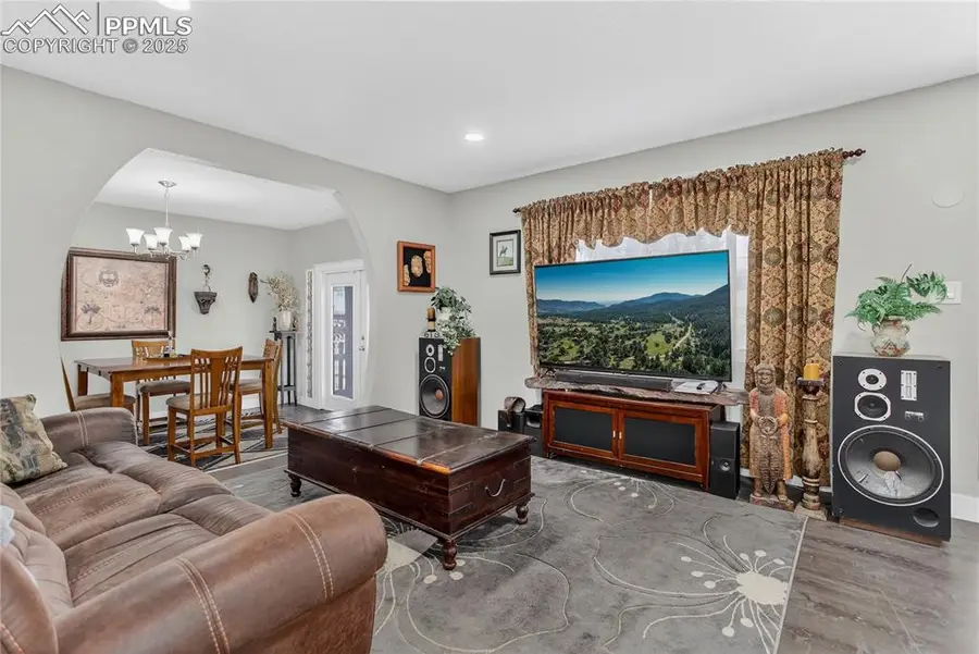 3905 Colony Hills Circle, Colorado Springs, CO 80916 - Image #3