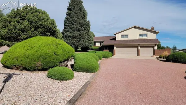 806 Point Of The Pines Drive, Colorado Springs, CO 80919