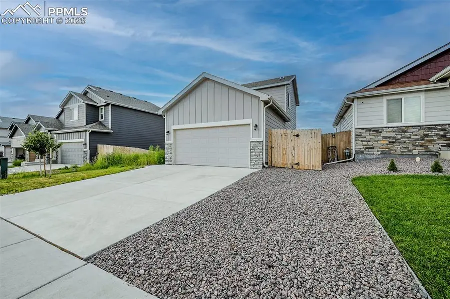 10836 Witcher Drive, Colorado Springs, CO 80925 - Image #3