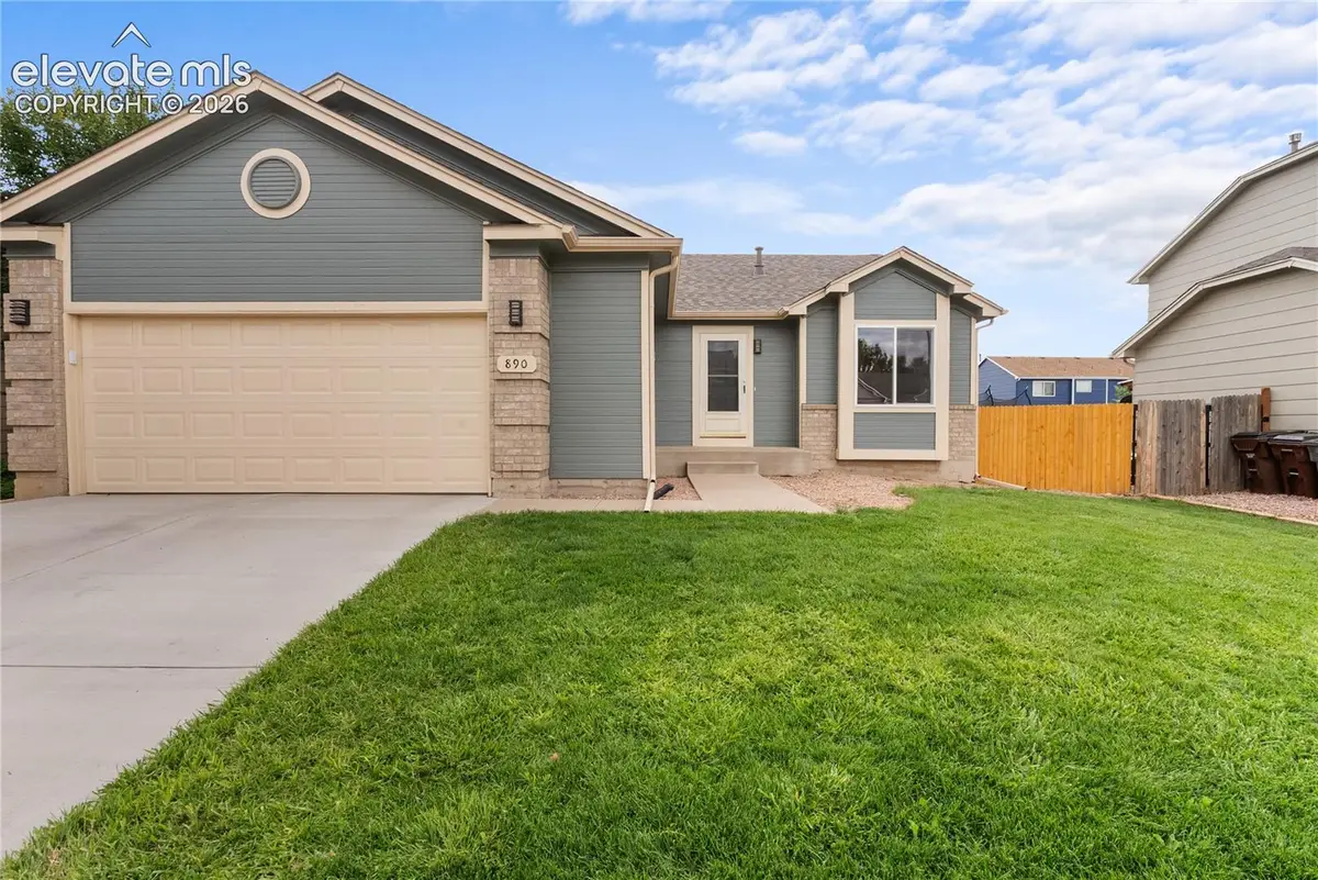 890 N Candlestar Loop, Fountain, CO 80817 - #1