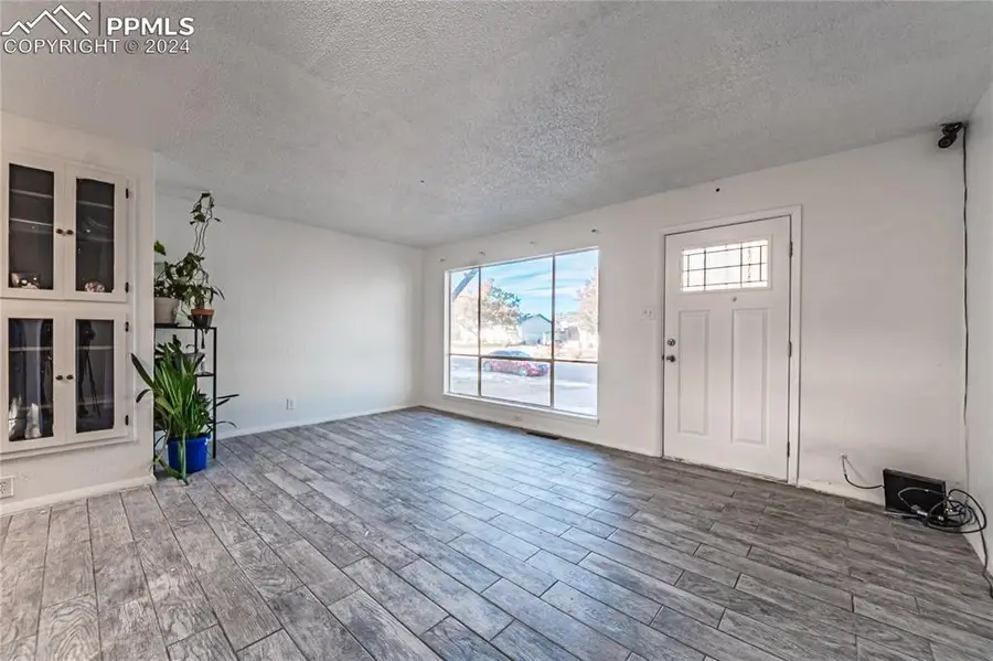 3412 Devonshire Lane, Pueblo, CO 81005 - #2