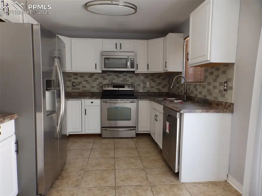 6940 Grand Valley Drive, Colorado Springs, CO 80911 - Image #3