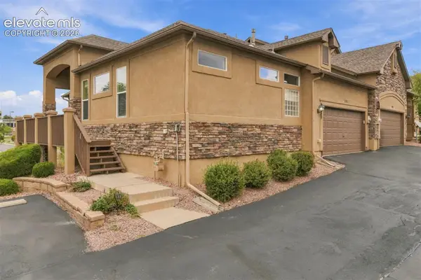 1952 London Carriage Grove, Colorado Springs, CO 80920